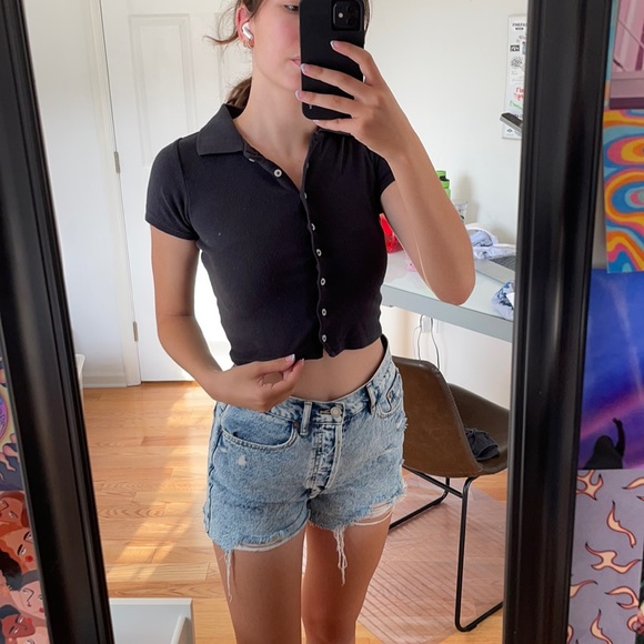 BRANDY MELVILLE/JOHN GALT button down top !! - Picture 4 of 6